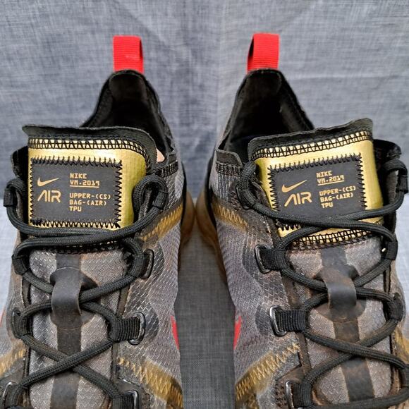 %Nike Air Vapormax 2019 Black Metallic Gold Women Size 9 / A 30 main image 8
